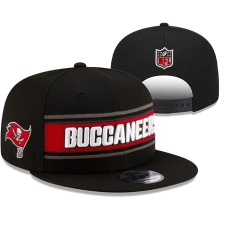 Tampa Bay Buccaneers Snapback Hat