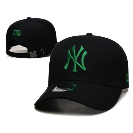 New York Yankeess Adjustable Hat