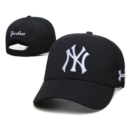 New York Yankeess Adjustable Hat